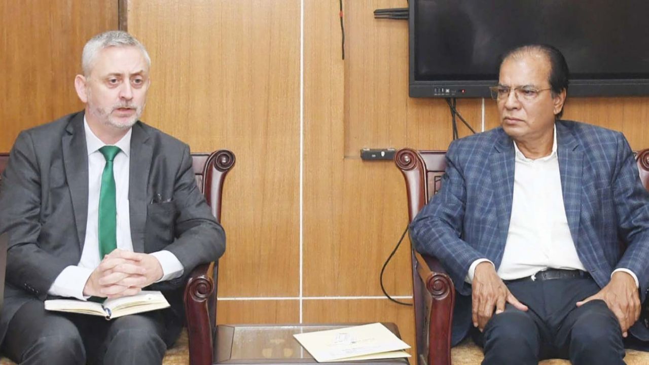 রোহিঙ্গা প্রত্যাবাসনে ইইউর সহযোগিতা চাইলেন মন্ত্রী দুলু
