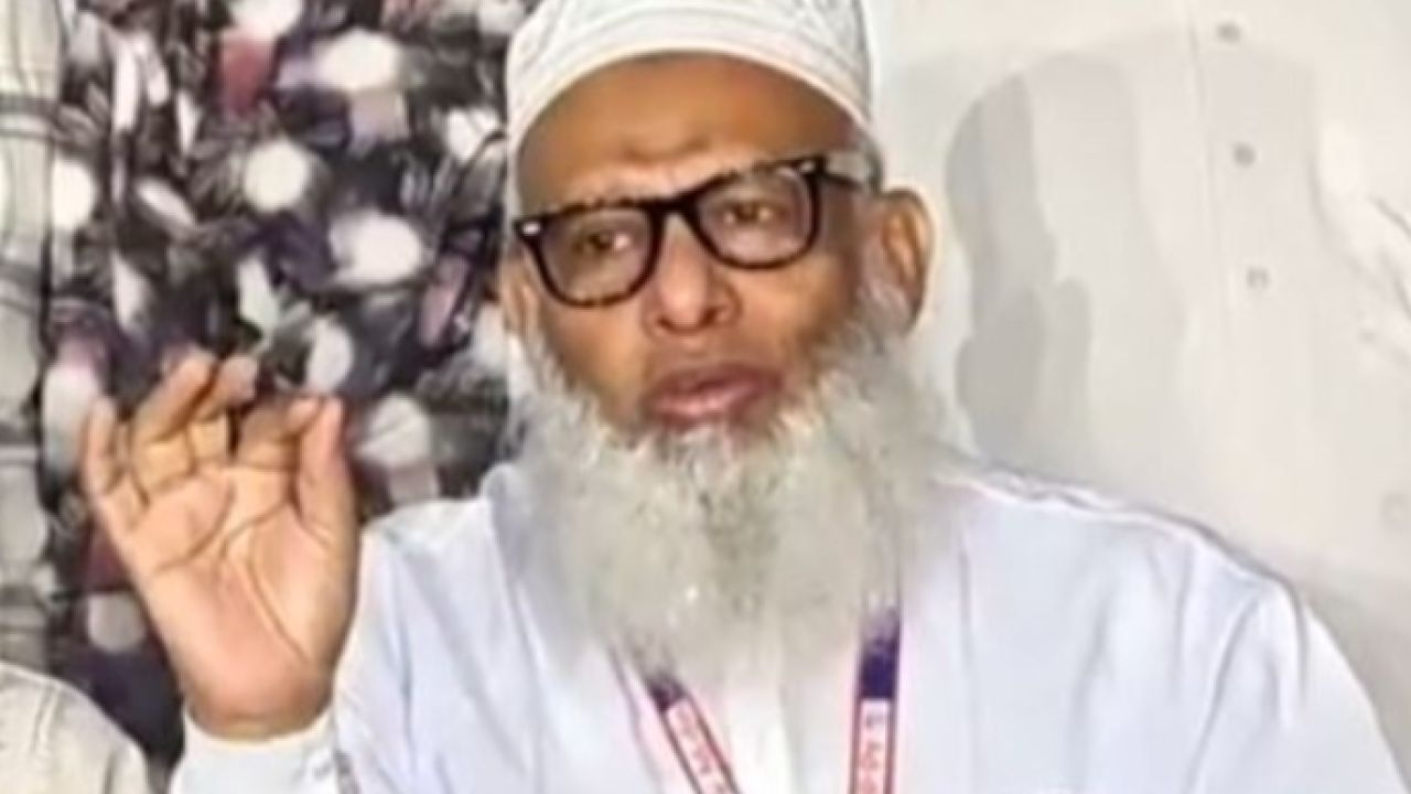 “কোনো মন্ত্রীর পেছনে টাকা নিয়ে ঘুরিনি”; অভিযোগ উড়িয়ে আদ-দ্বীনের নির্বাহী পরিচালক
