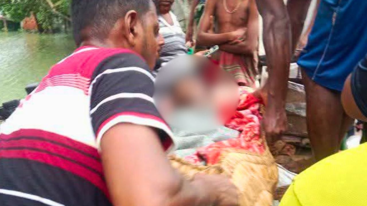 শ্যামনগরে মাছ ধরার সময় বজ্রপাতে জেলের মৃত্যু