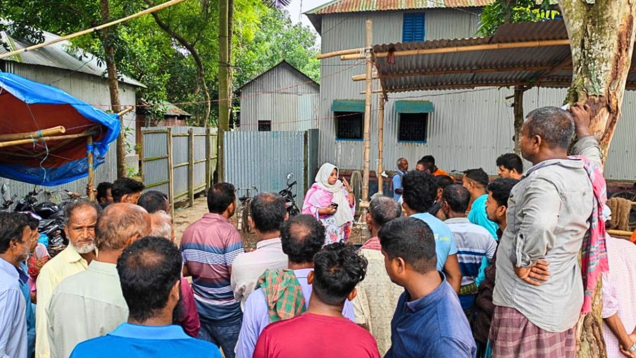 তামাক ছেড়ে বিকল্প ফসল চাষে প্রচারণা