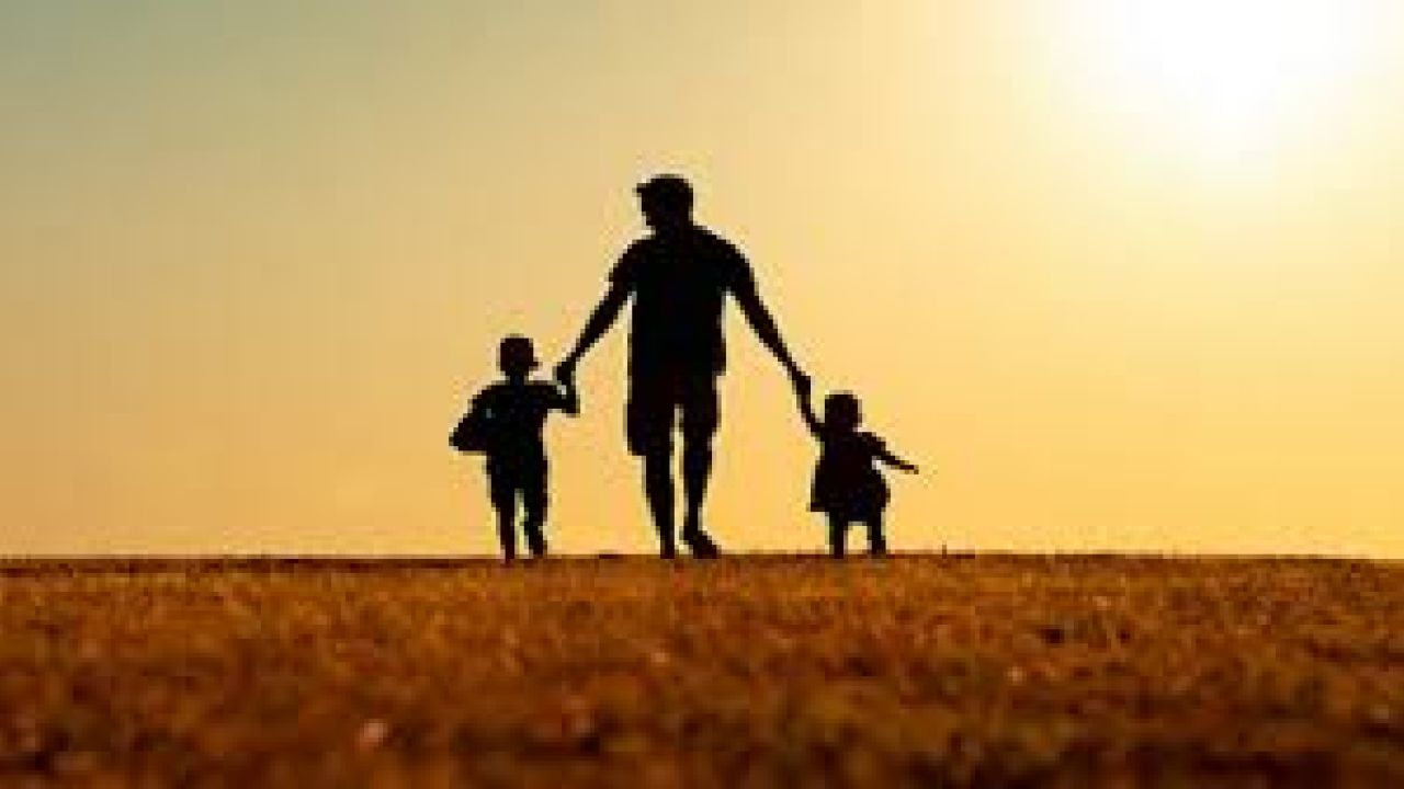 বাবা: জীবনের প্রথম নায়ক ও এক বটবৃক্ষ