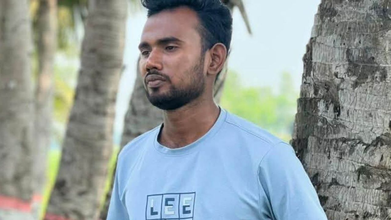 আত্রাই নদীর তীরে এনজিও কর্মীর মরদেহ