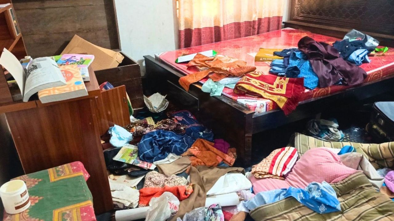 মধুখালীতে পরিবারের সদস্যদের জিম্মি করে ডাকাতি