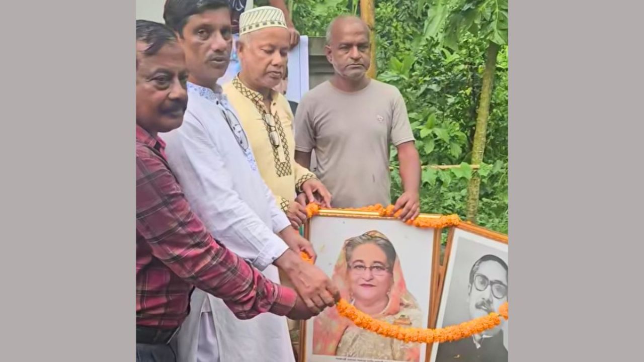 বরিশালে মাঠে ছিল বিএনপি, ‘ঝোপঝাড়ে’ আ. লীগের প্রতিষ্ঠাবার্ষিকী