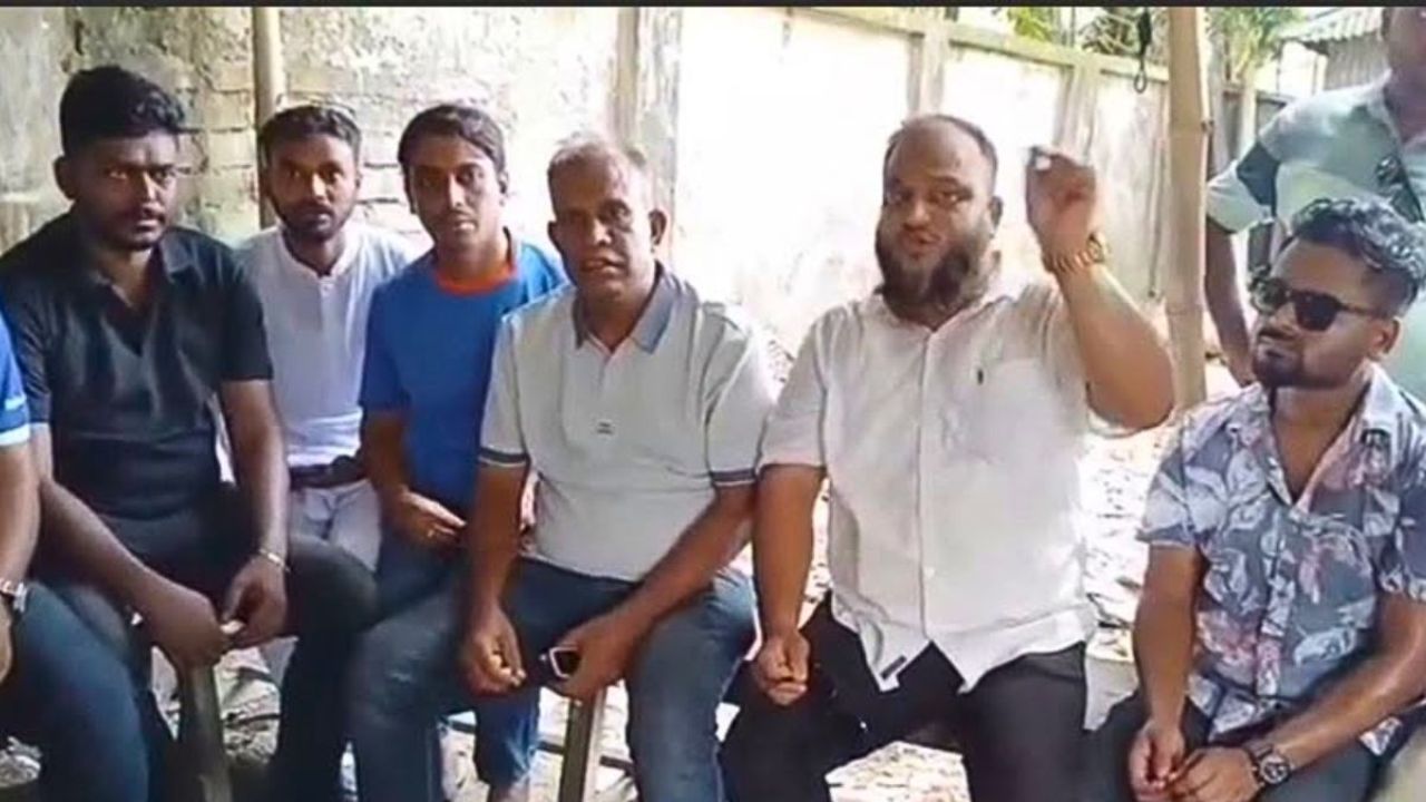 দৌলতপুরে সাংবাদিকদের নিয়ে যুবদল নেতার বিতর্কিত মন্তব্য