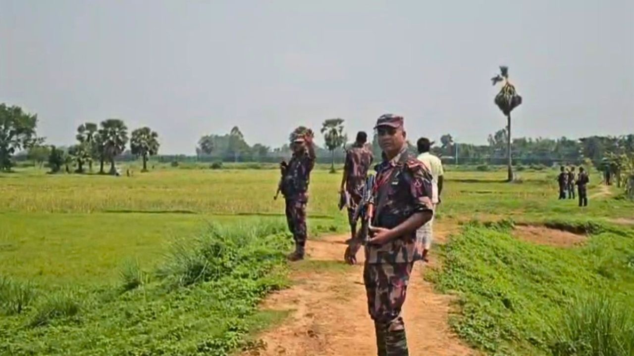 অবশেষে ২১ ঘণ্টা পর পুশইন প্রচেষ্টা থেকে সরলো বিএসএফ