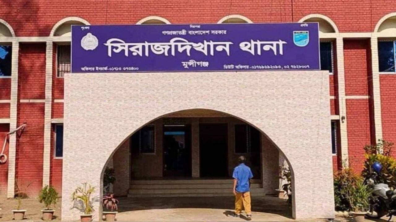  সিরাজদিখানে যুবককে কুপিয়ে হত্যা, গ্রেপ্তার ২