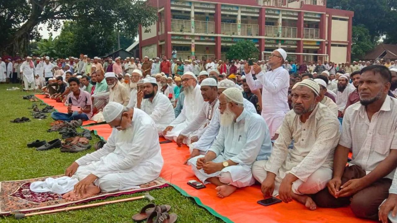 সাবেক উপজেলা চেয়ারম্যান মনিরুজ্জামান সরদারের জানাজা সম্পন্ন