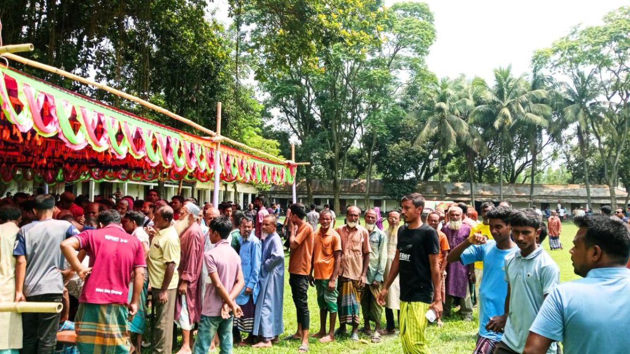 ঐতিহ্যের লড়াই : নতুন ইউনিয়নের নাম ‘দিগন্ত’ মানতে নারাজ এলাকাবাসী