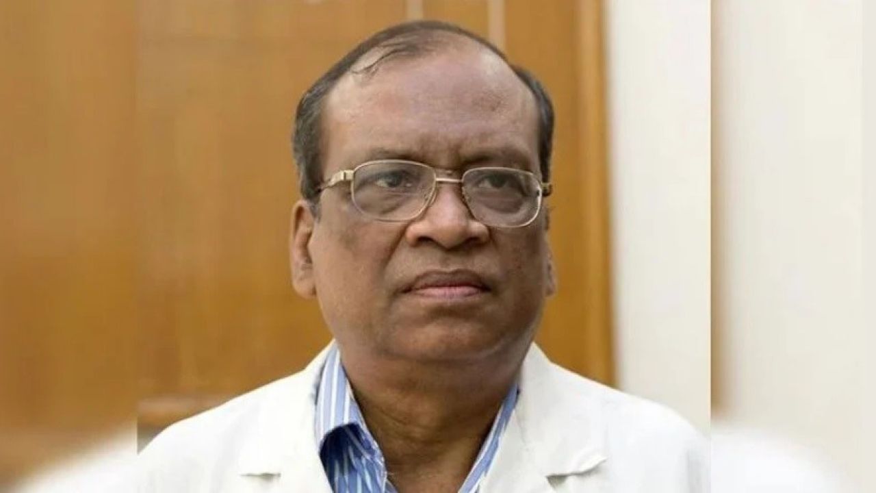 ডা. এ বি এম আবদুল্লাহর ইমেরিটাস পদ বাতিল: 'অন্যায় ও অবিচার' দাবি