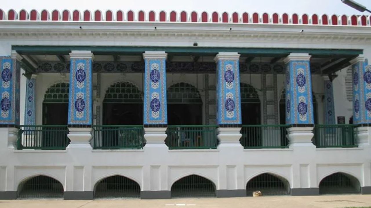 ইমামবাড়া কী, বাংলাদেশে কীভাবে এলো? 