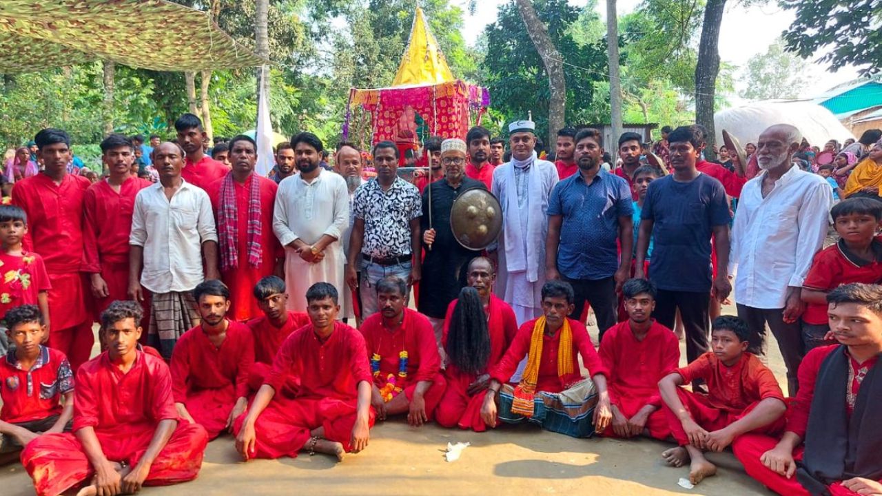 ঘিওরে শোক শোভাযাত্রায় পবিত্র আশুরা পালন
