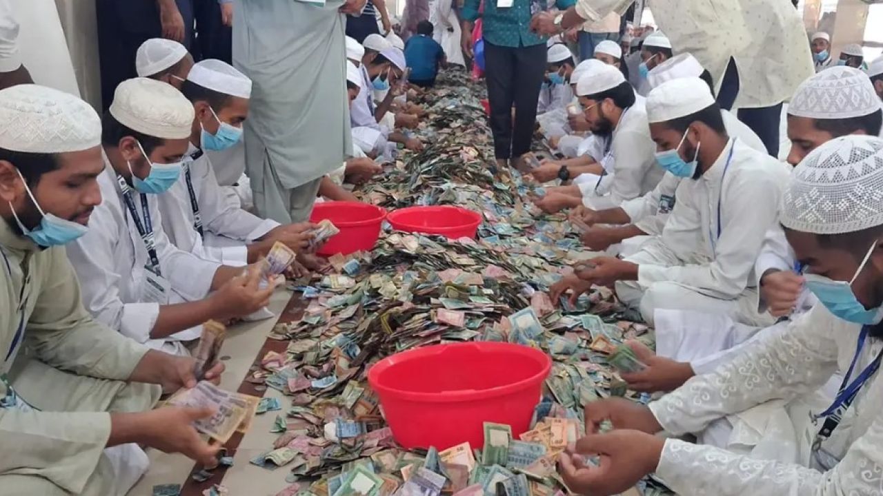 ৬ মাস পর খোলা হলো পাগলা মসজিদের দানবাক্স