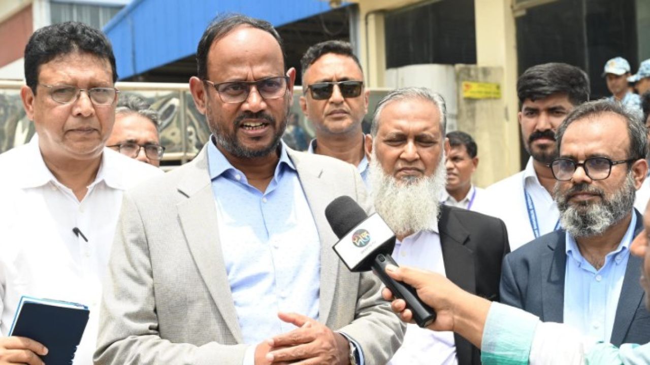 দেশ থেকে প্রথম নাইজেরিয়ায় ১০৪৪০ ‘হ্যাচিং এগ’ রপ্তানি