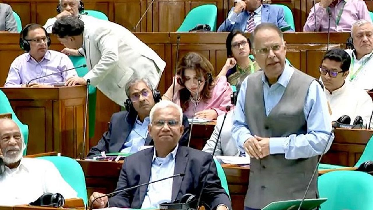 দু’টি বিদ্যুৎকেন্দ্র পুনরায় চালু হওয়ায় লোডশেডিং ‘অনেকটাই কমেছে'