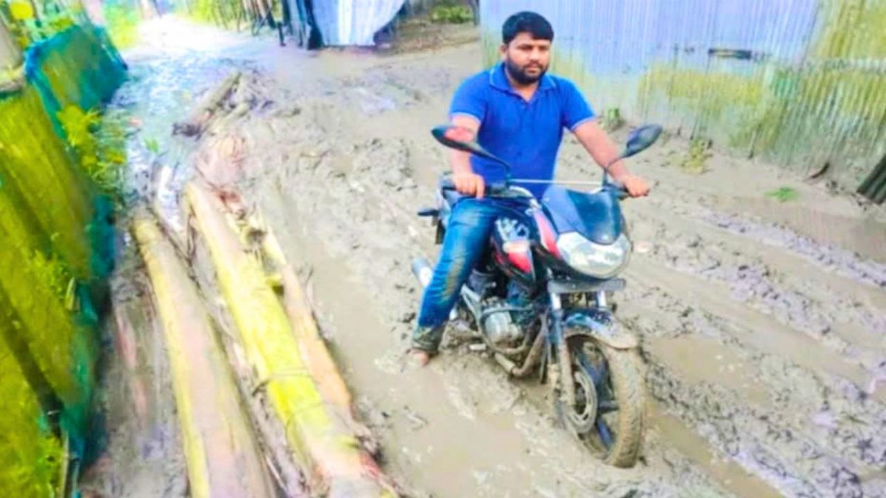 সুন্দরগঞ্জে ৪১৯ কিলোমিটার কাঁচা রাস্তার বেহাল দশা, দুর্ভোগে লাখো মানুষ