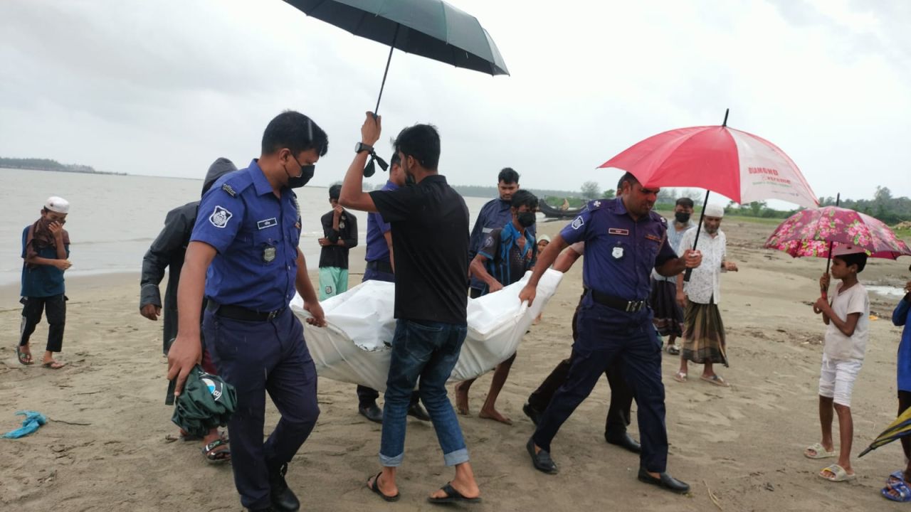 শাহপরীর দ্বীপে লাশের মিছিল: এক সপ্তাহে নাফ নদী ও উপকূলে মিলল ৫ মরদেহ