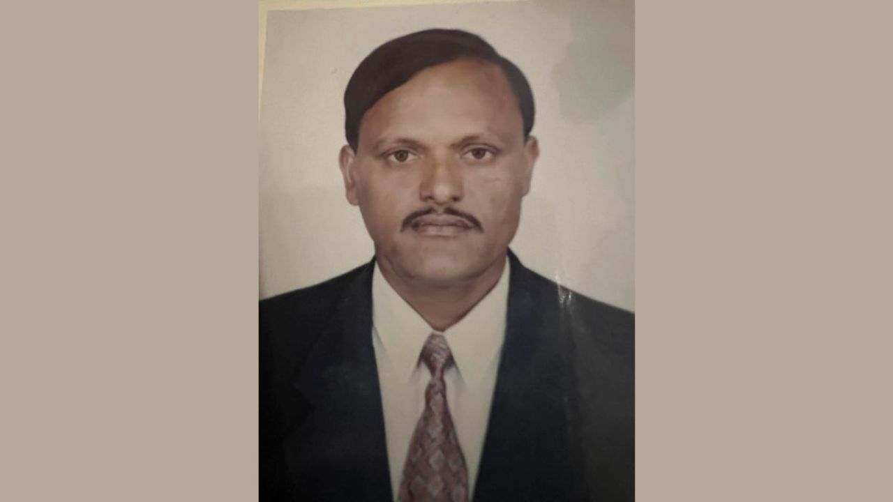 নিখোঁজ বৃদ্ধের লাশ মিলল আত্মীয়ের রান্নাঘরে