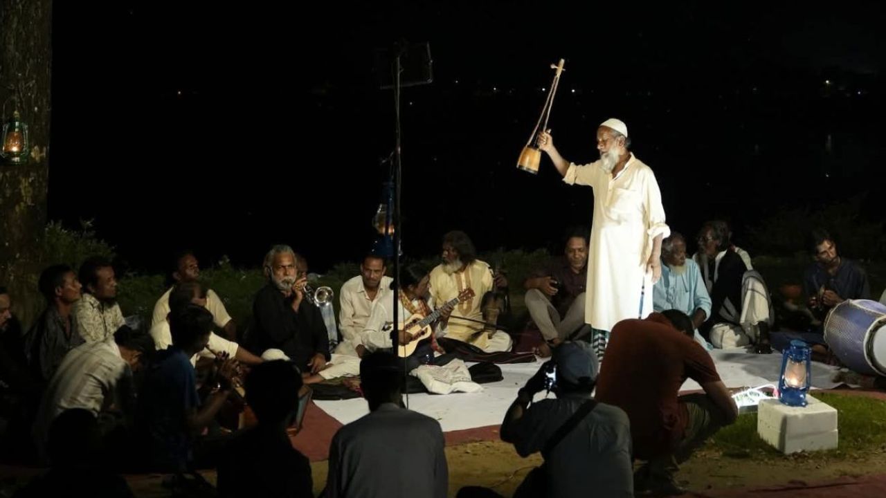 পূর্ণিমা রাতে ভক্তিগীতির সুরে মাতল ময়মনসিংহ