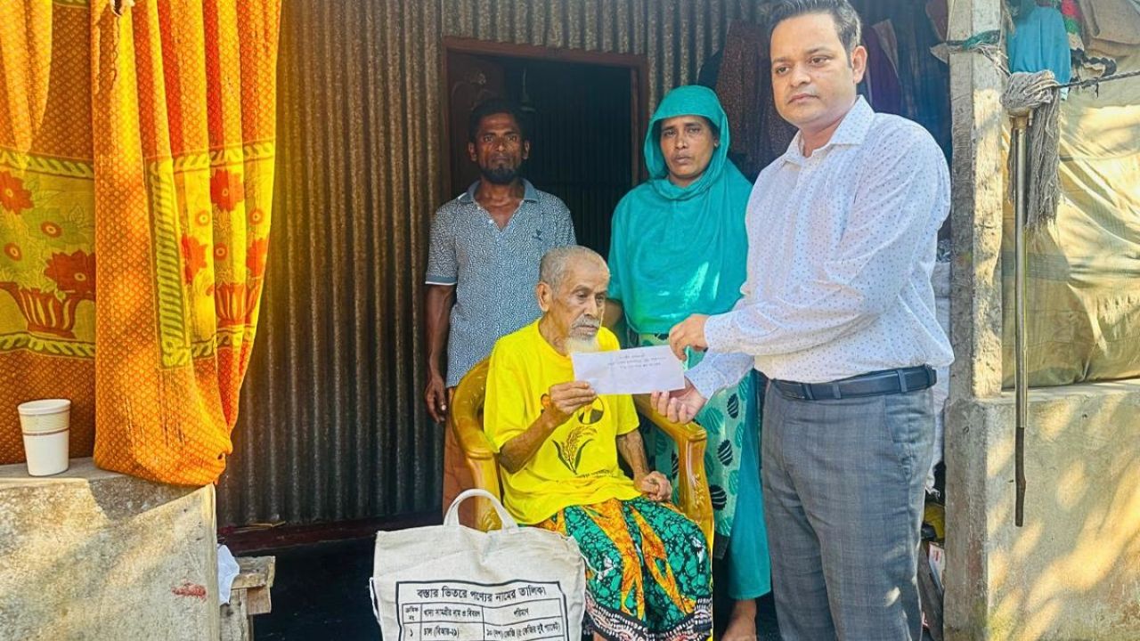 অমানবিকতা হার মানল প্রতিমন্ত্রীর মানবিকতার কাছে