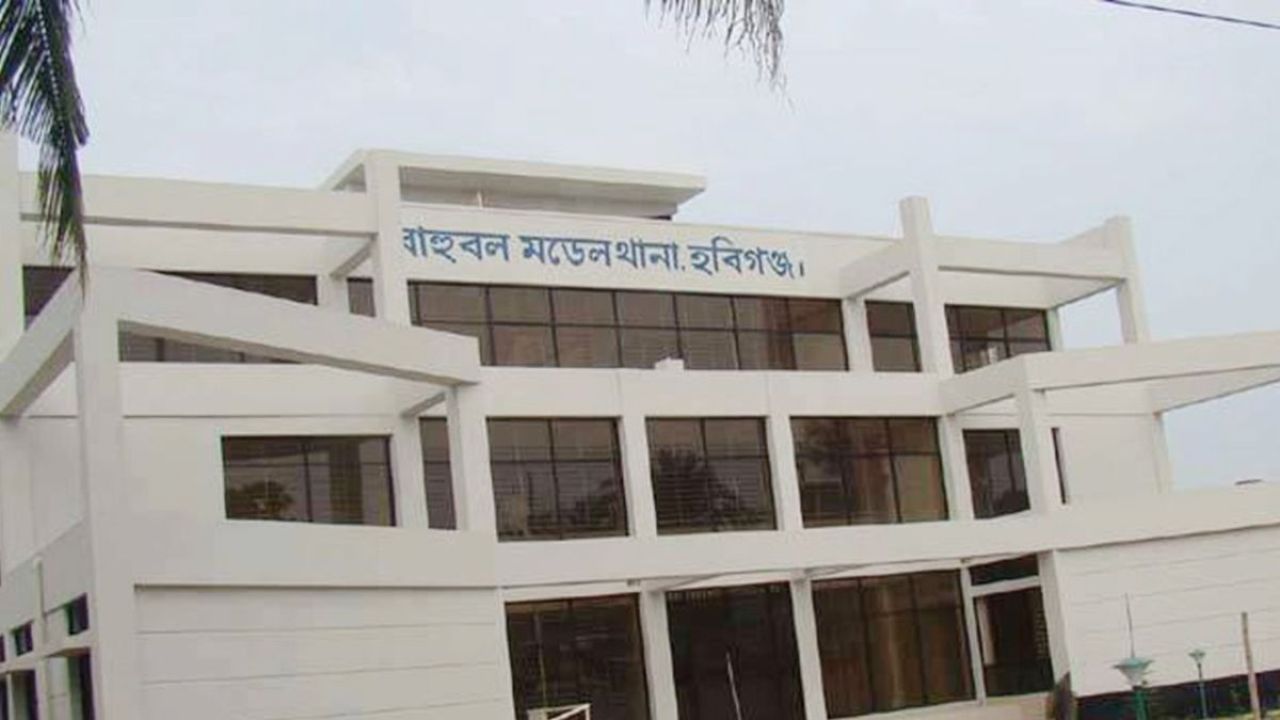 হবিগঞ্জে গৃহবধূর ঝুলন্ত মরদেহ উদ্ধার, তদন্তে পুলিশ