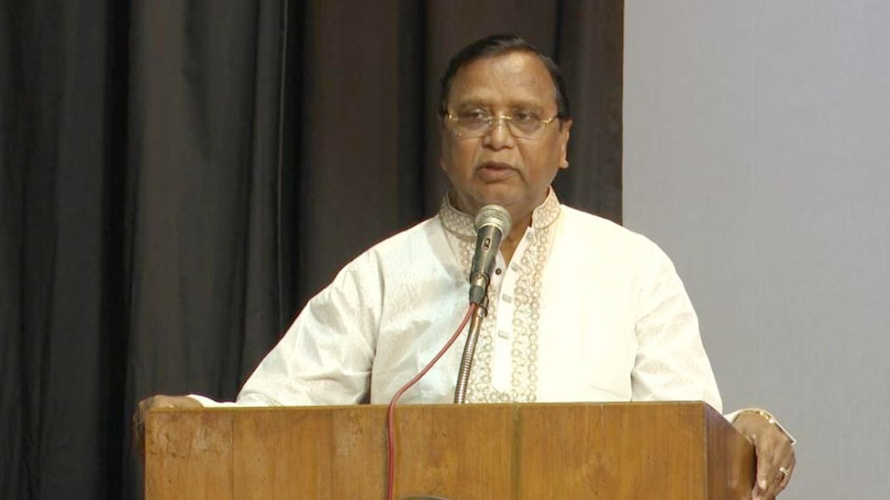 ‘ক্লিন কেয়ার’ অ্যাপে বর্জ্য ব্যবস্থাপনা-সংক্রান্ত অভিযোগ করা যাবে: ডিএসসিসি প্রশাসক