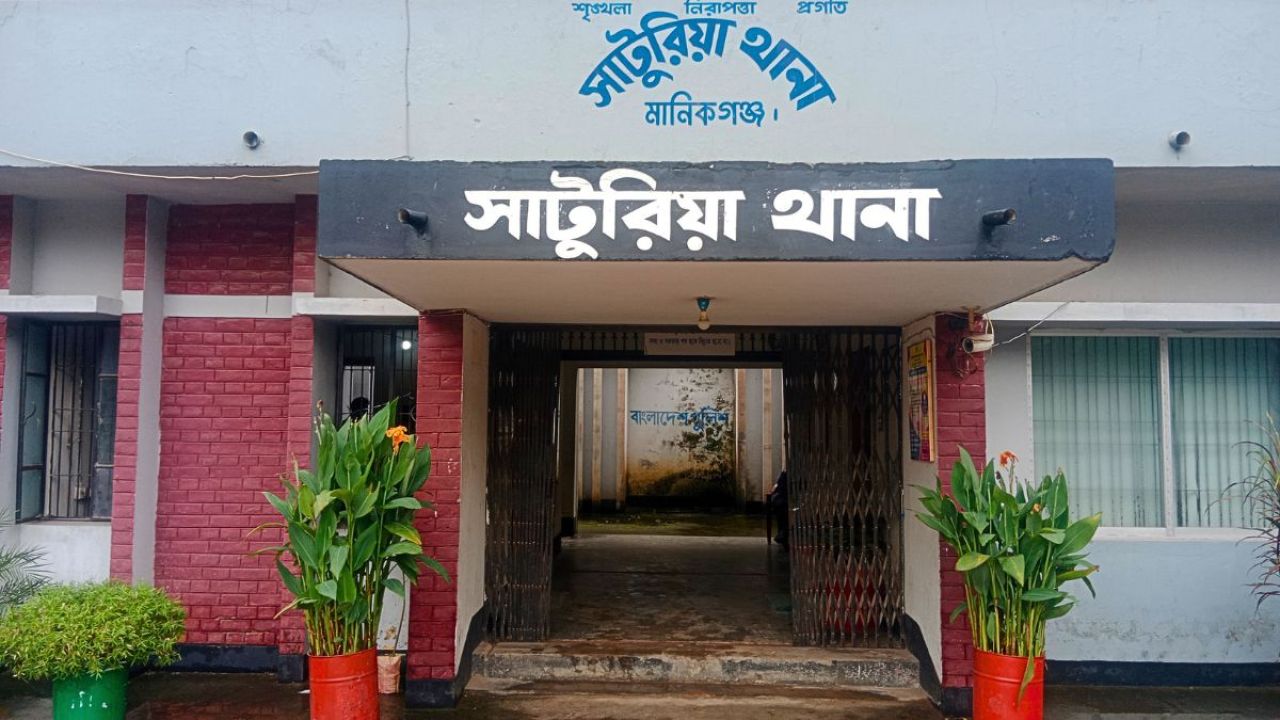 মানিকগঞ্জে গৃহবধূর রহস্যজনক মৃত্যু, স্বামী আটক