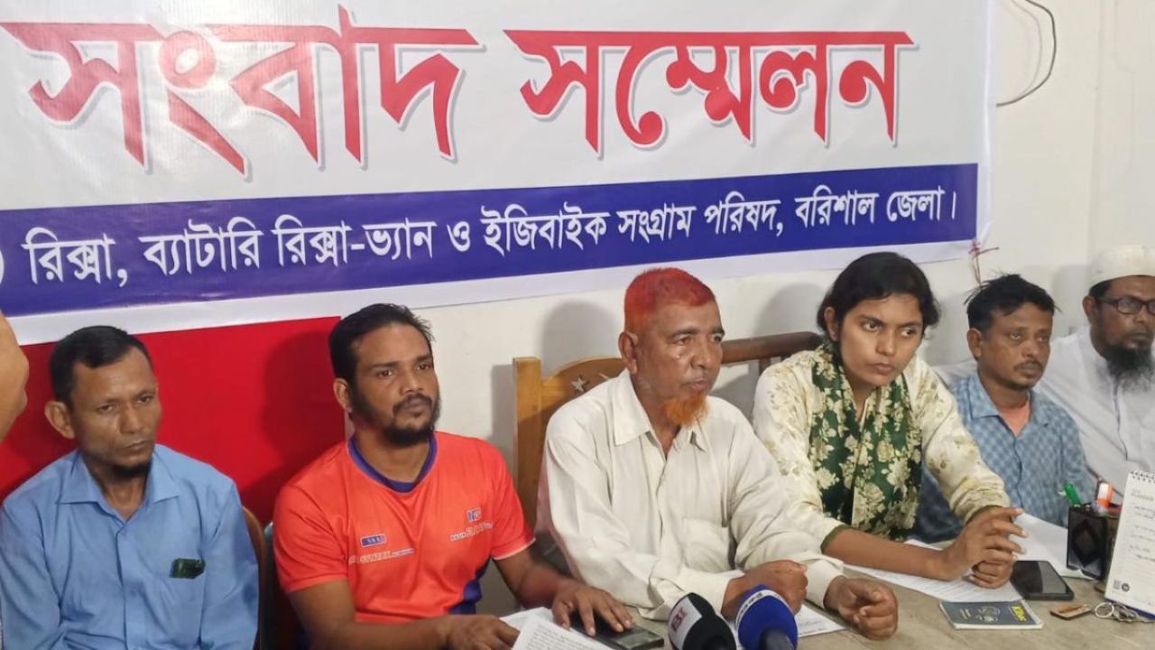 টোকেন নিয়েও জরিমানা, বিপাকে ইজিবাইক চালকেরা