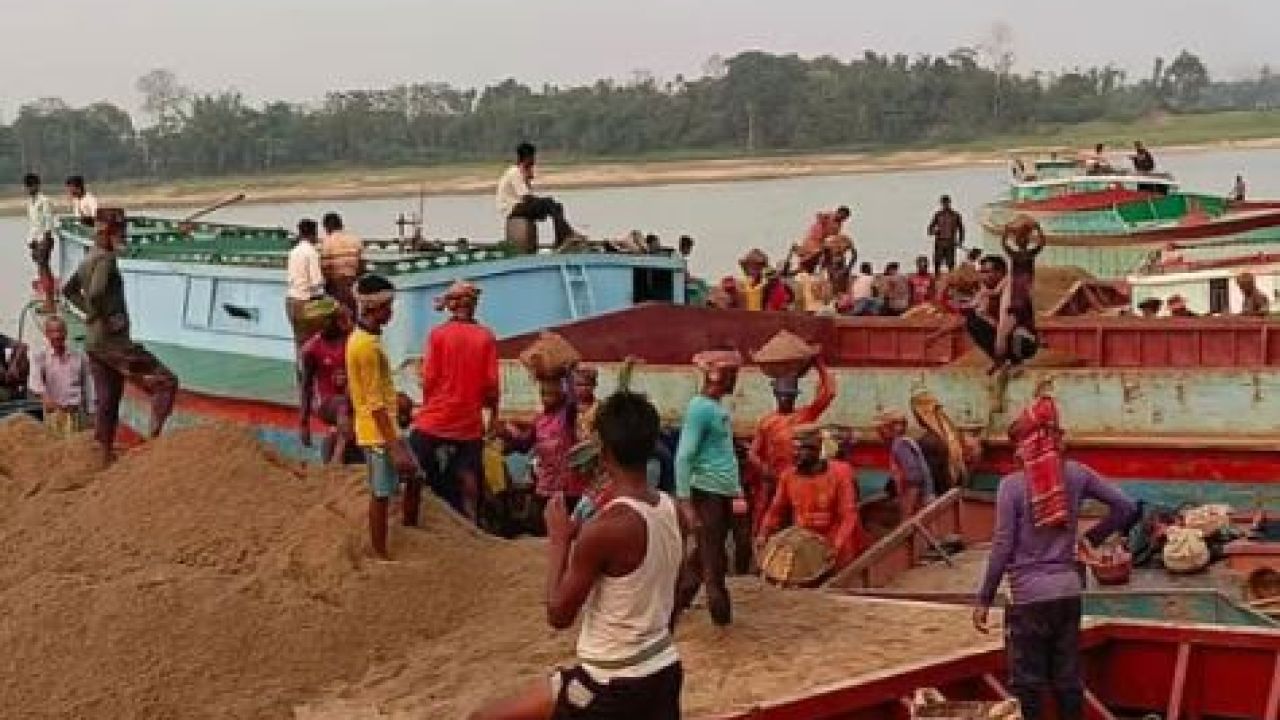 যাদুকাটা মামলায় অভিযোগপত্র: এমপির হস্তক্ষেপে বাদ ১০