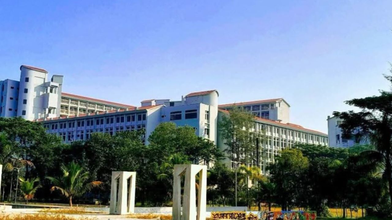 গোবিপ্রবি: সাফল্য-সংগ্রামের ২৫ বছর