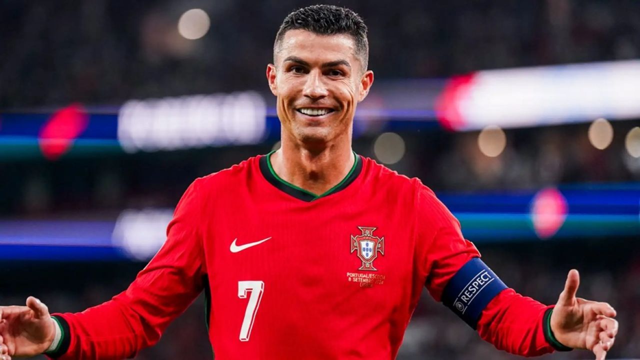 রোনালদোর পোস্ট নিয়ে 'উত্তাল' নেটদুনিয়া