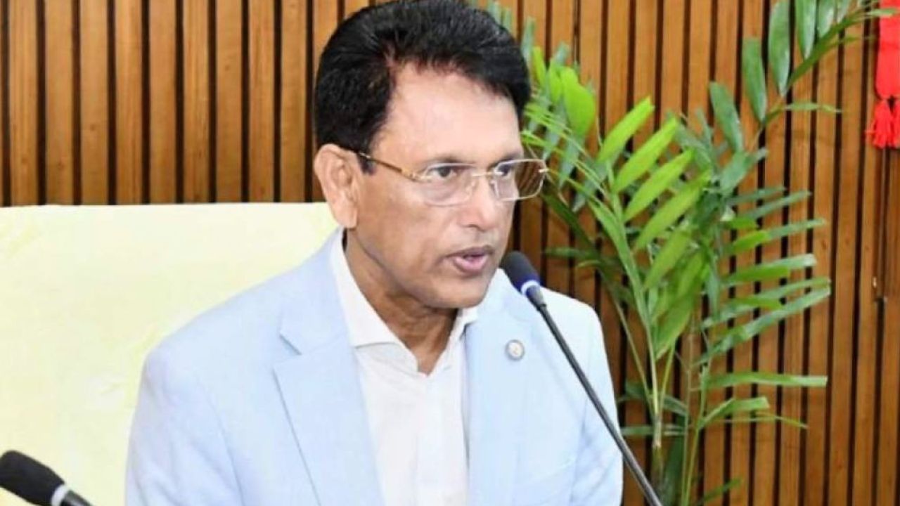 বৈরী আবহাওয়ায় এইচএসসি পরীক্ষা পেছানো নিয়ে যা বললেন শিক্ষামন্ত্রী