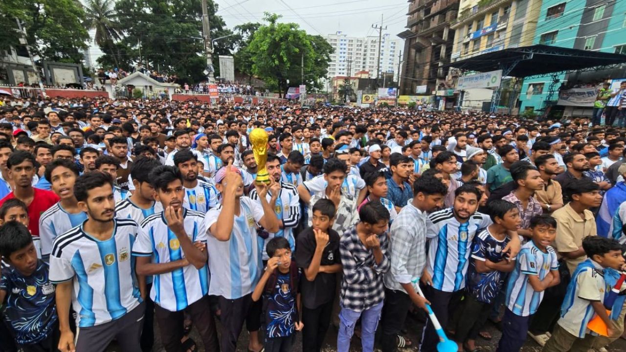 আর্জেন্টিনার জয়ে ফেনীতে সমর্থকদের বাঁধভাঙা উল্লাস