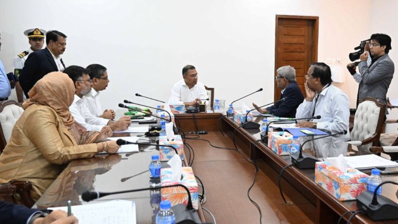 বিদ্যুৎ উৎপাদন প্রকল্প দ্রুত বাস্তবায়নের নির্দেশ প্রধানমন্ত্রীর