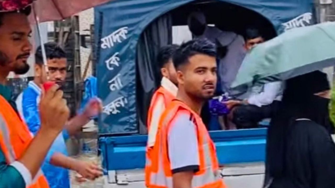 জামালপুরে পরীক্ষার্থীদের ভোগান্তি কমাতে ছাত্রদলের উদ্যোগ