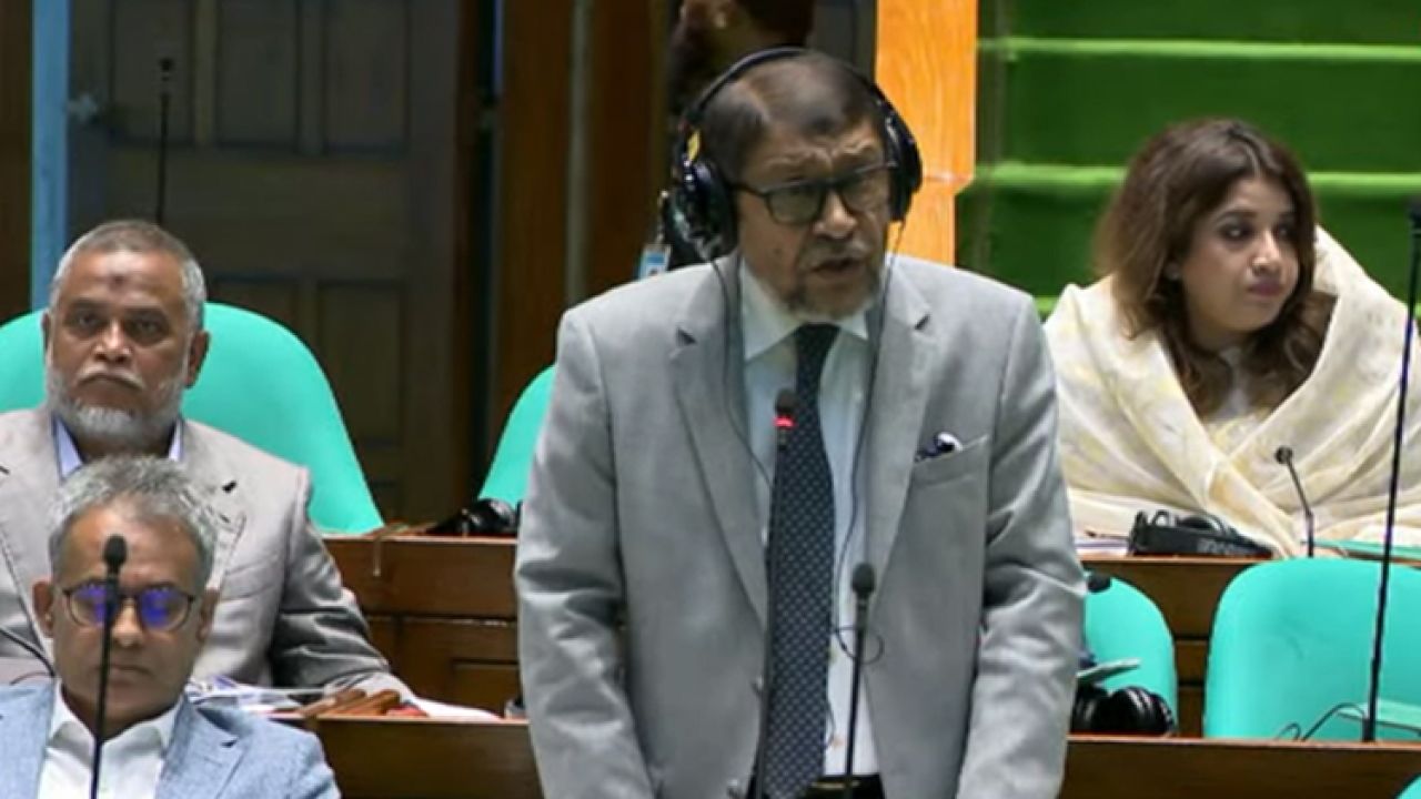 বাজারে নকল ওষুধ প্রতিরোধে সরকারের উদ্যোগ জানালেন স্বাস্থ্যমন্ত্রী