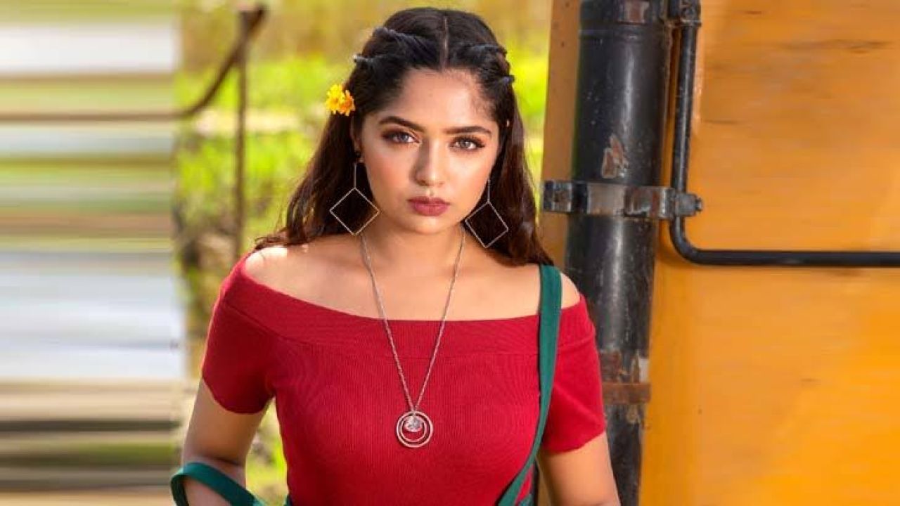 যে কারণে শুধু নাটকেই অভিনয় করতে চান হিমি