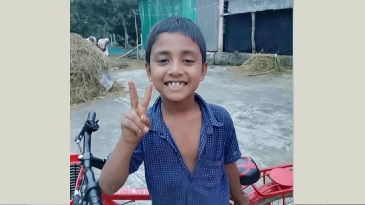 মোবাইল না পেয়ে ১ম শ্রেণির ছাত্রের আত্মহত্যা