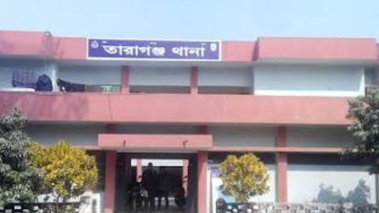 আদালতের নিষেধাজ্ঞা তোয়াক্কা না করেই জমি দখল