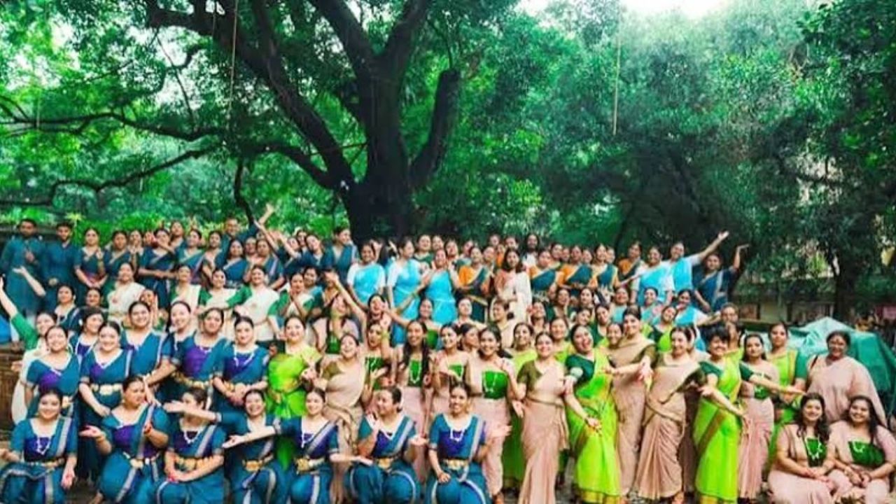 চারুকলায় 'ঘনঘটা ২': যেখানে ছাতা নেওয়া যাবে না