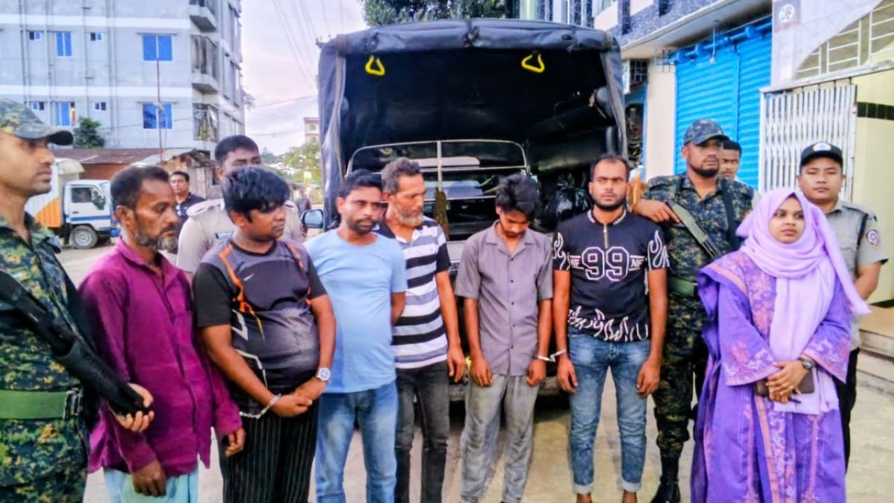 মাদকসেবীর বিরুদ্ধে ১০০ টাকা জরিমানা! 