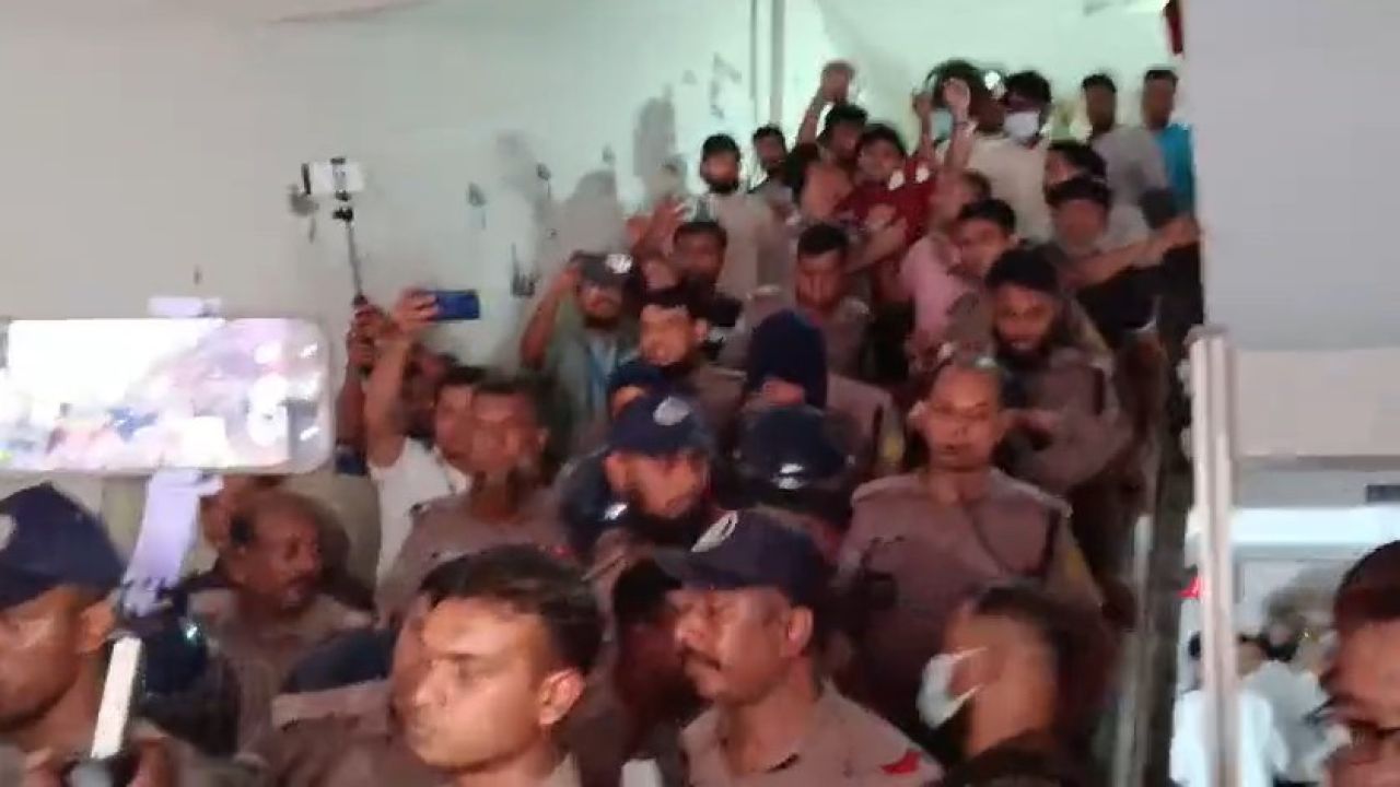 স্টুডেন্ট ভিসায় ৮ কোটি টাকা আত্মসাৎ, ৪ আসামির রিমান্ড মঞ্জুর
