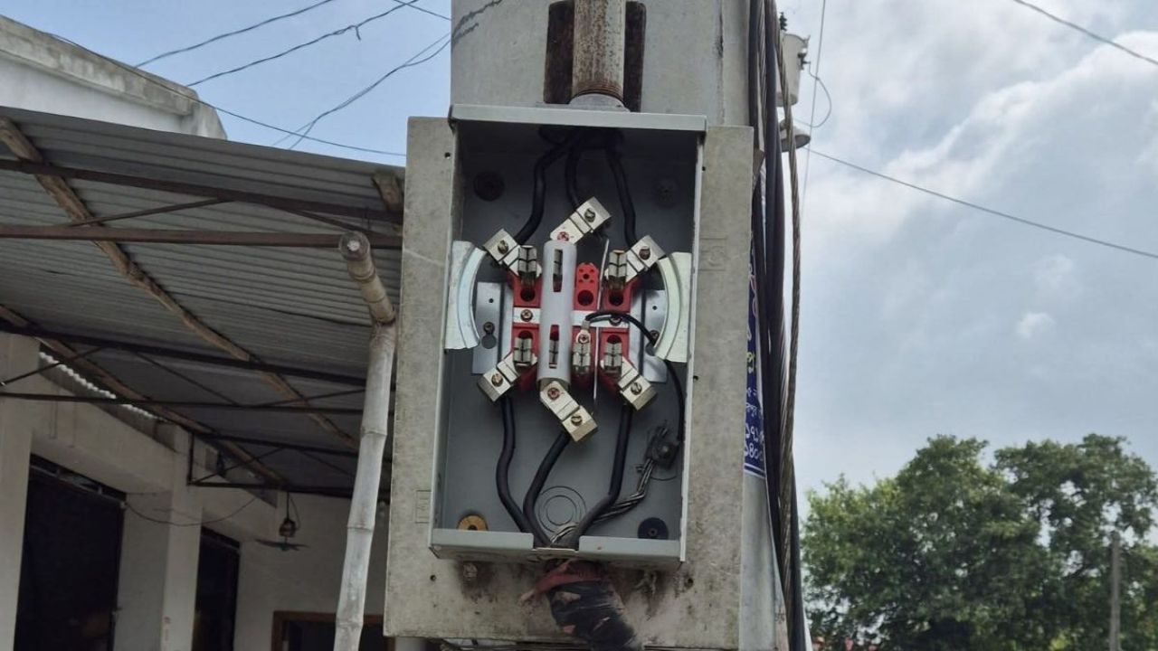 কুষ্টিয়ায় রাইস মিলের ৫ মিটার চুরি