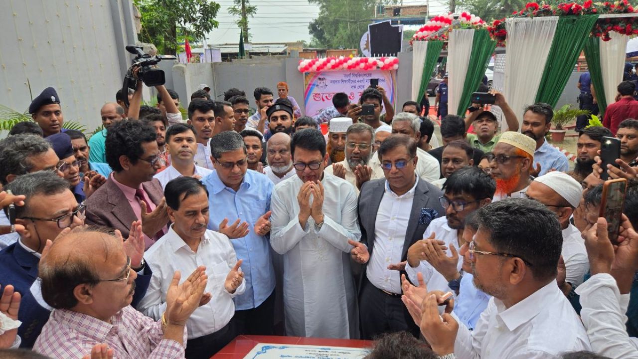 নওগাঁ বিশ্ববিদ্যালয়ের শিক্ষা কার্যক্রমের উদ্বোধন