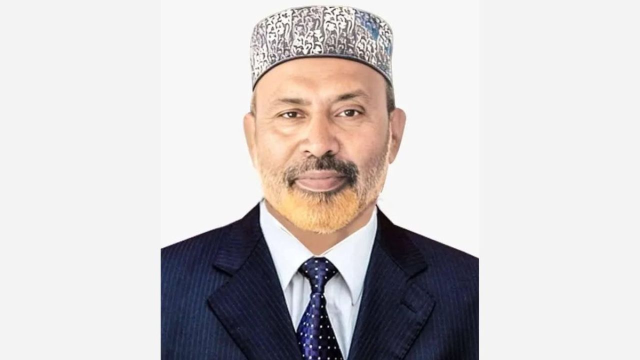 মিঠামইন উপজেলা বিএনপির সভাপতি হত্যার বিচার চেয়ে স্ত্রীর মামলা