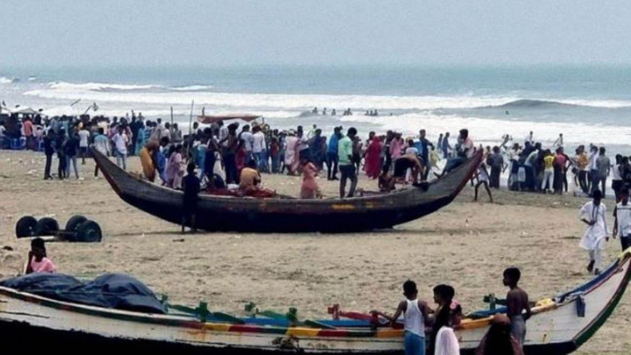 নাফ নদে মিলল আরও এক লাশ, ১২ দিনে উদ্ধার ৫
