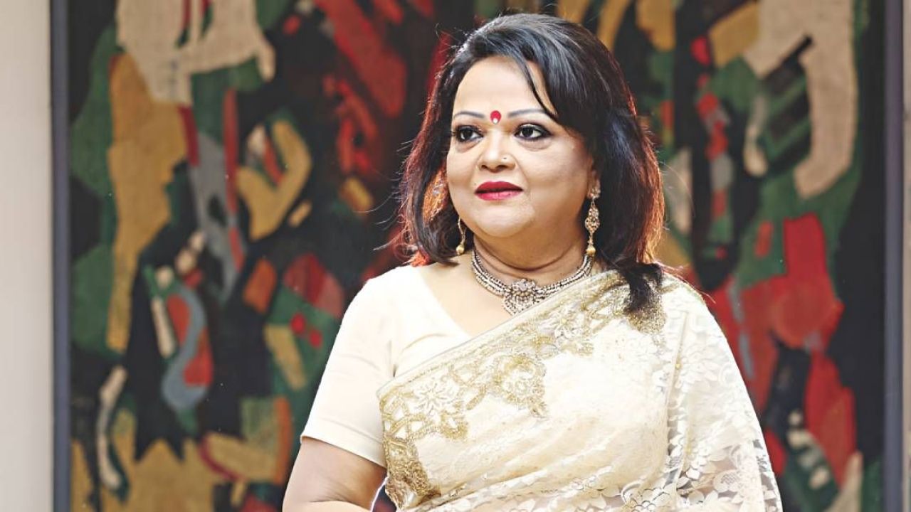 নতুন গান নিয়ে ফিরেছেন কিংবদন্তি সাবিনা ইয়াসমিন