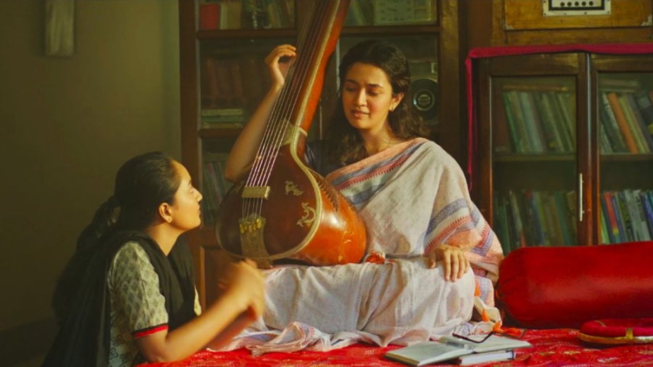 প্রেক্ষাগৃহে আসছে ‘শেকড়’