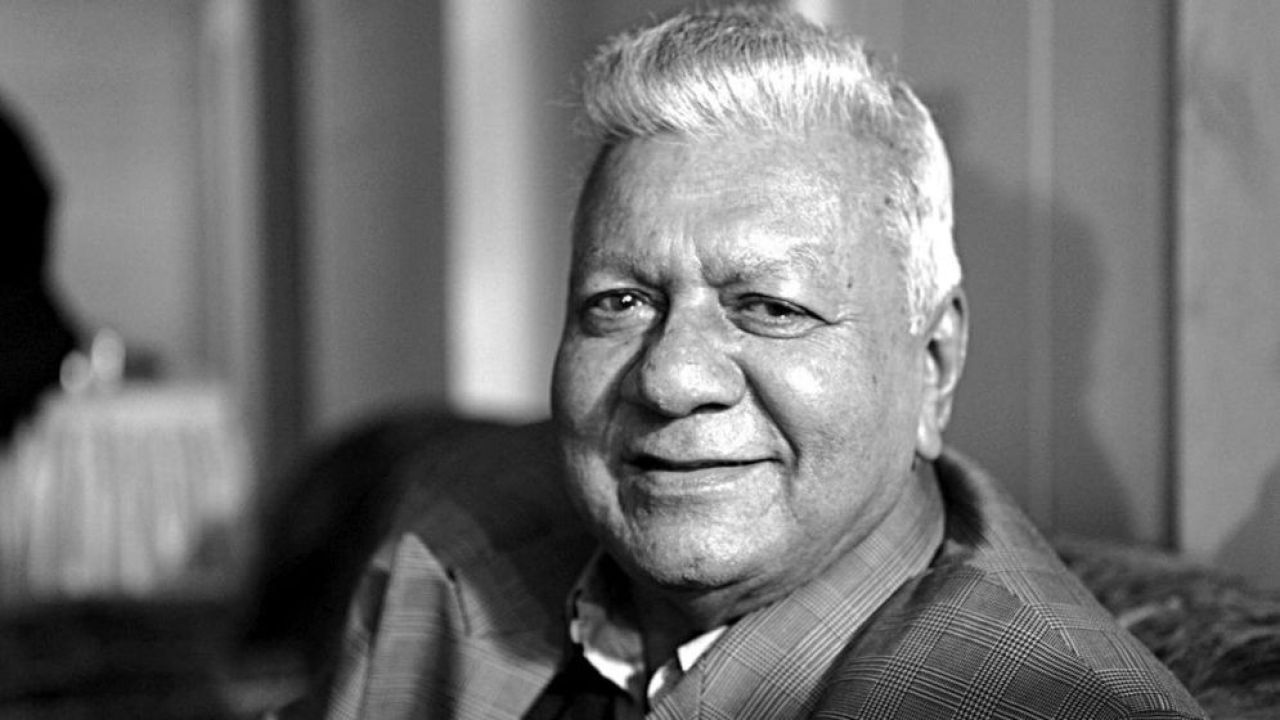 বাবার স্মৃতি ধরে রাখতে ‘খলিল উল্যাহ খান সম্মাননা’ চালুর উদ্যোগ ছেলের