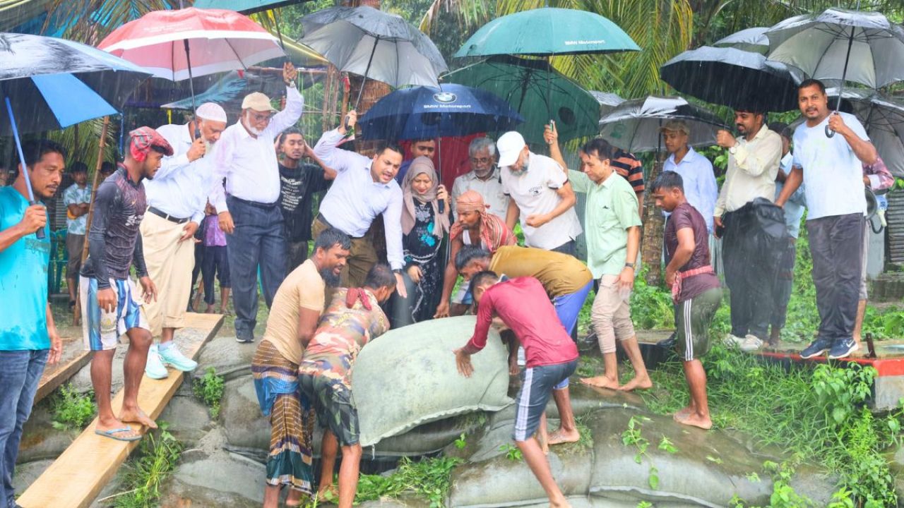 মুন্সিগঞ্জে সর্বনাশা নদীভাঙন রোধে কী আশ্বাস দিলেন স্থানীয় এমপি?